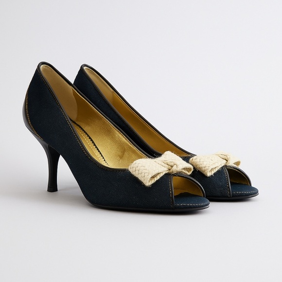 J.Crew Collection Blue Denim Peep Toe Heels Size 8.5 Bow Accent Made in Italy - Picture 1 of 10